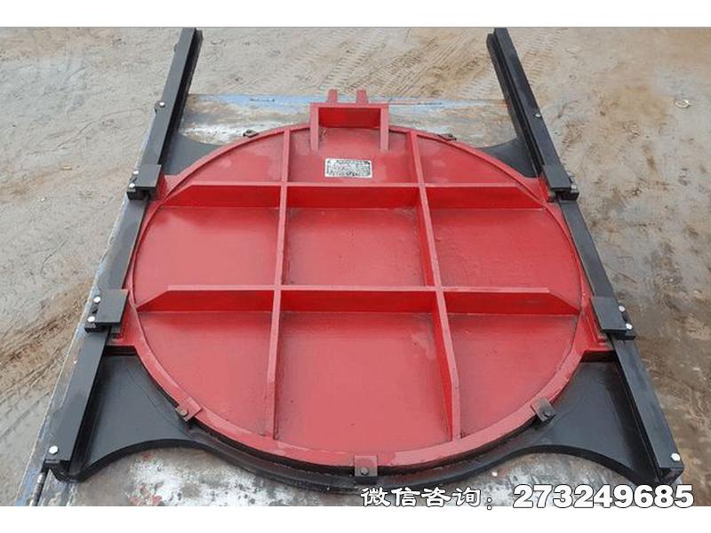 鼓楼铸铁镶铜闸门